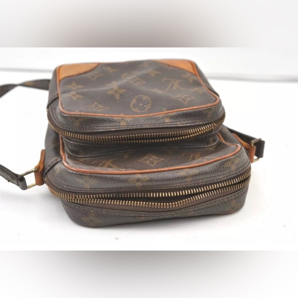 Authentic LOUIS VUITTON AMAZON CROSS BODY SHOULDER BAG MONOGRAM - Picture 5 of 13